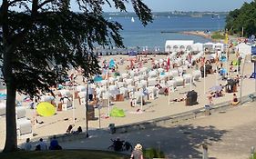 Strandblick mit Strandkorb&Fahrrädern
